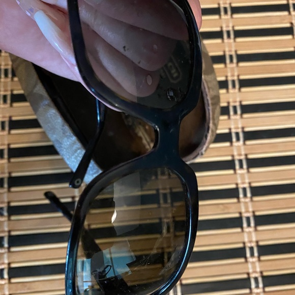 Coach glasses worn not brand new - Picture 3 of 5